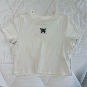 cotton on white cropped tee